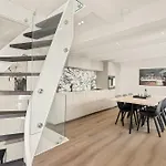 Historisk Hus Fra 1800-tallet * Bergen
